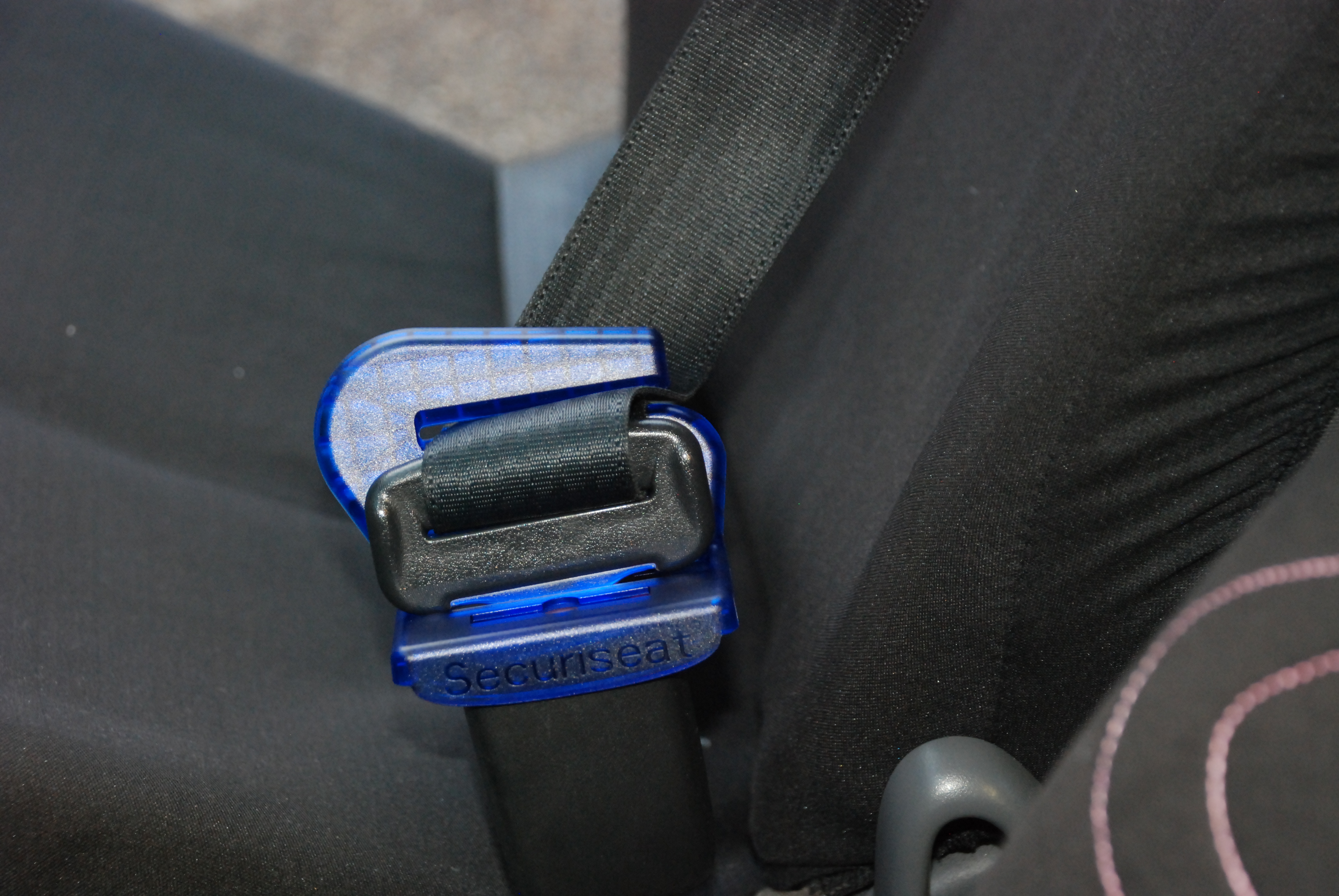 SECURISEAT, dispositif Dispositif anti-détachement pour ceinture de sécurité